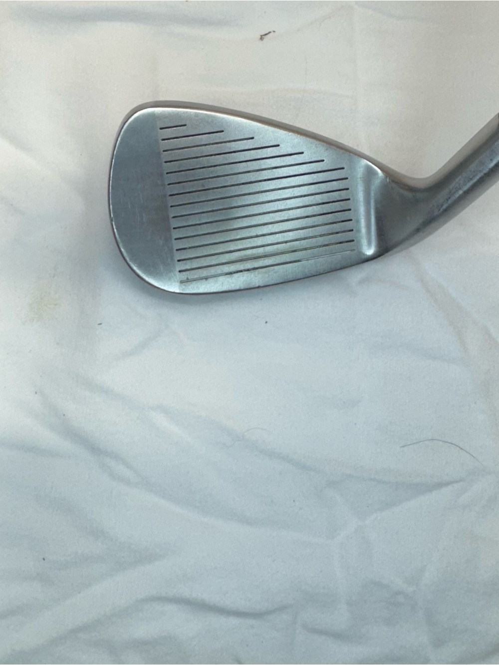 Graphite Men’s senior flex Golf Iron - Silver/black top flite